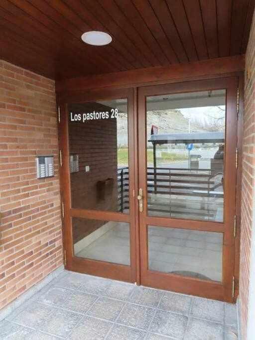 Precioso Atico Con Bonitas Vistas A La Pena Oroel Apartamento Jaca Exterior foto