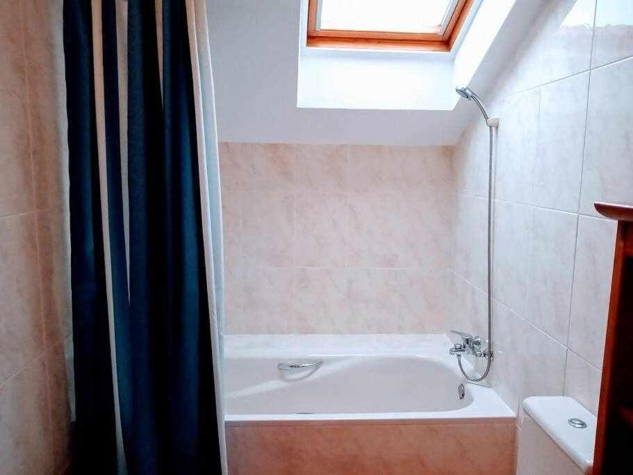 Precioso Atico Con Bonitas Vistas A La Pena Oroel Apartamento Jaca Exterior foto