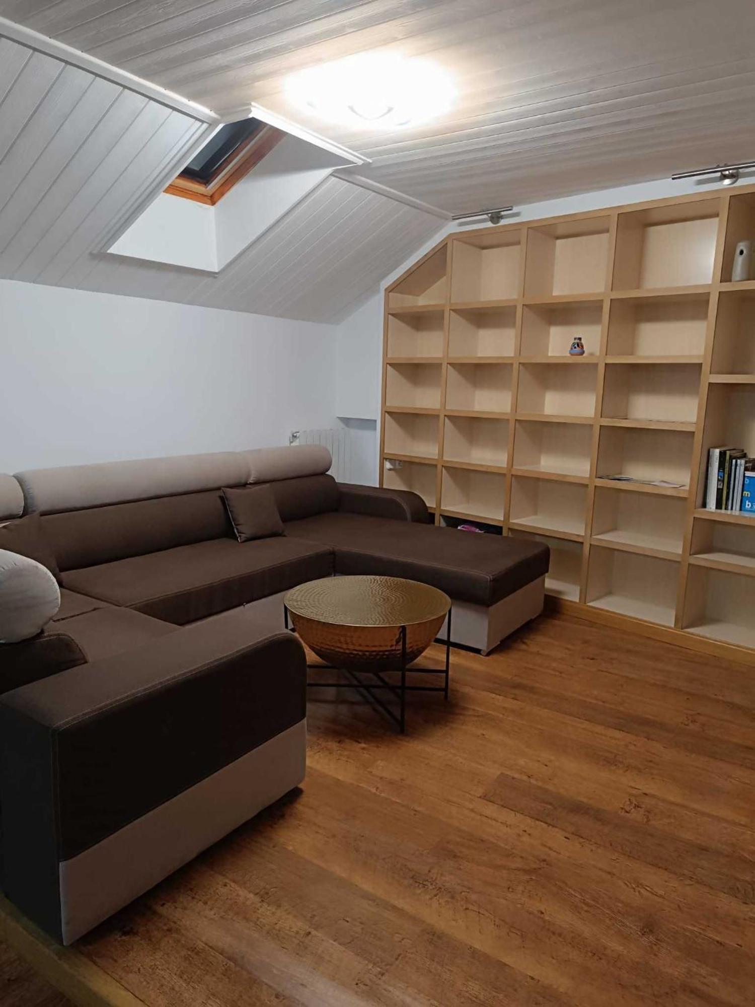 Precioso Atico Con Bonitas Vistas A La Pena Oroel Apartamento Jaca Exterior foto